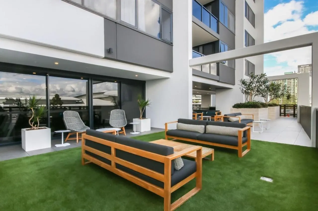 Luxurious 2 Bedroom Brand New Apartment With Amazing Hinterland Views Guldkusten Australien